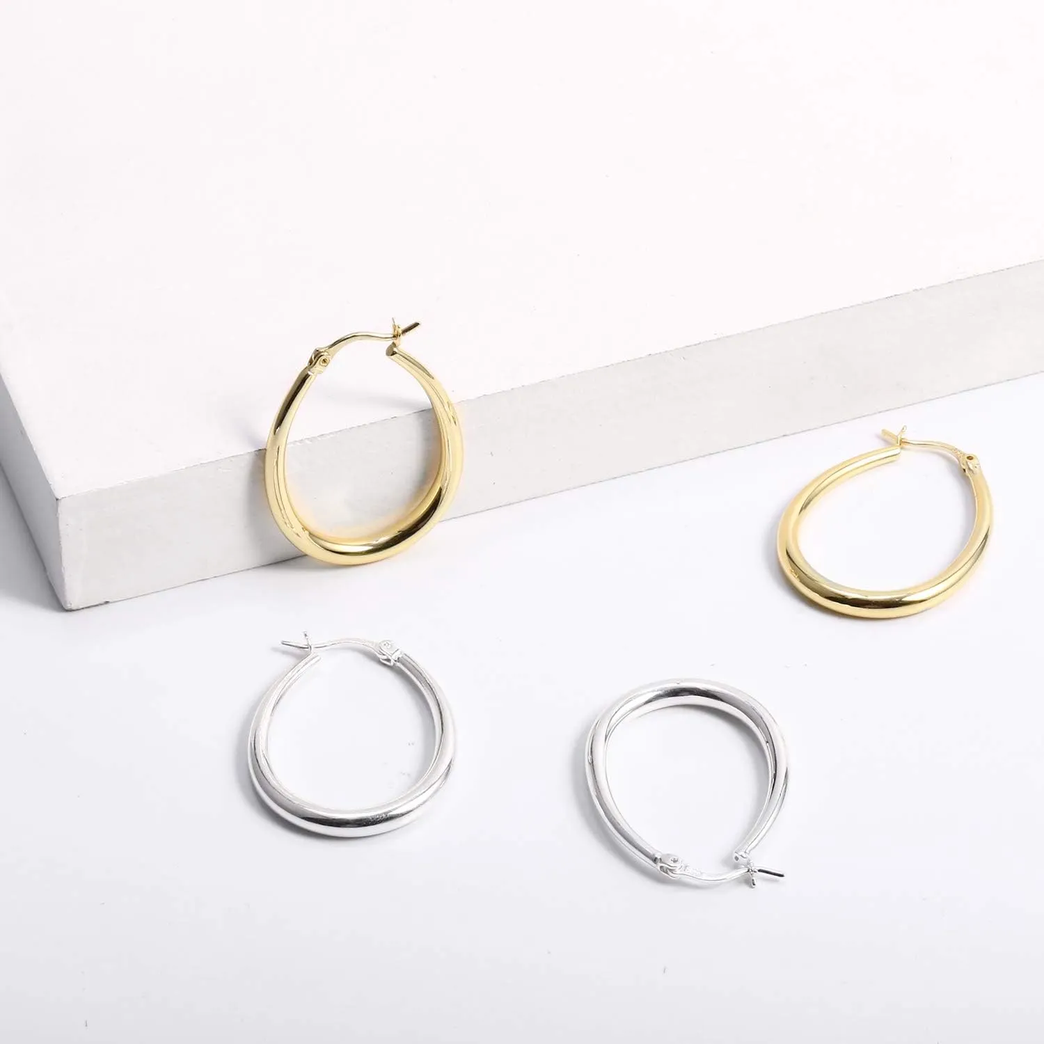 Silver Oval Hoop Earrings Hypoallergenic 14K Gold Plated Sterling Silver Lightweight Oval Hoop Earrings for Women Gilrs